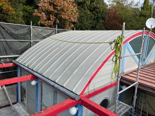 雨樋経年劣化で退色